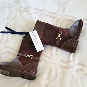 WINTER BOOTS